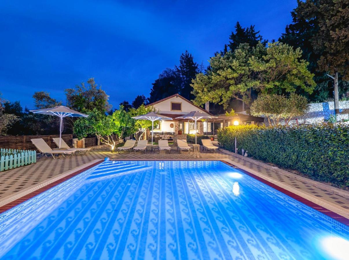 Villa Rafaela Коскину Экстерьер фото